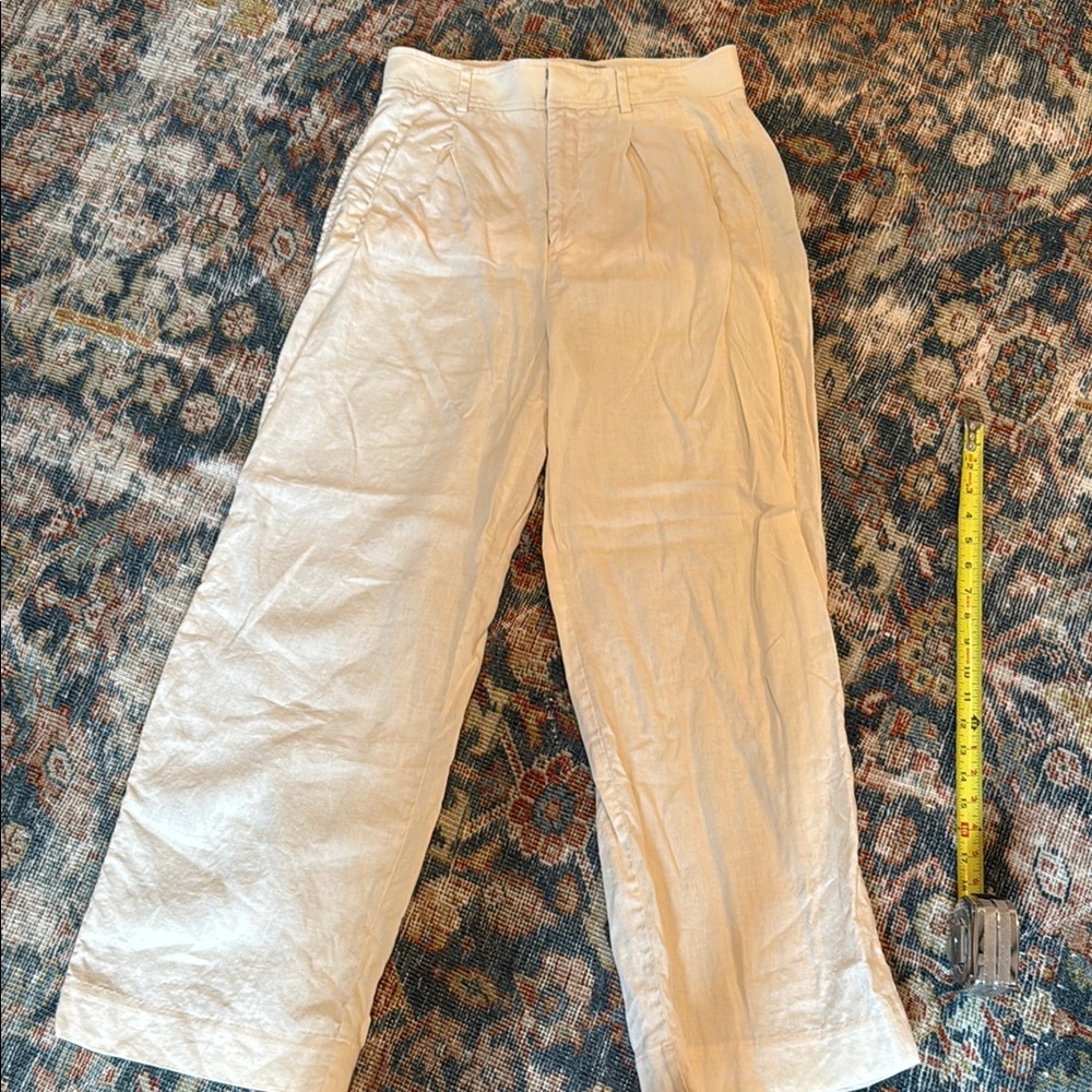 Everlane high waisted linen Light Cream Pants